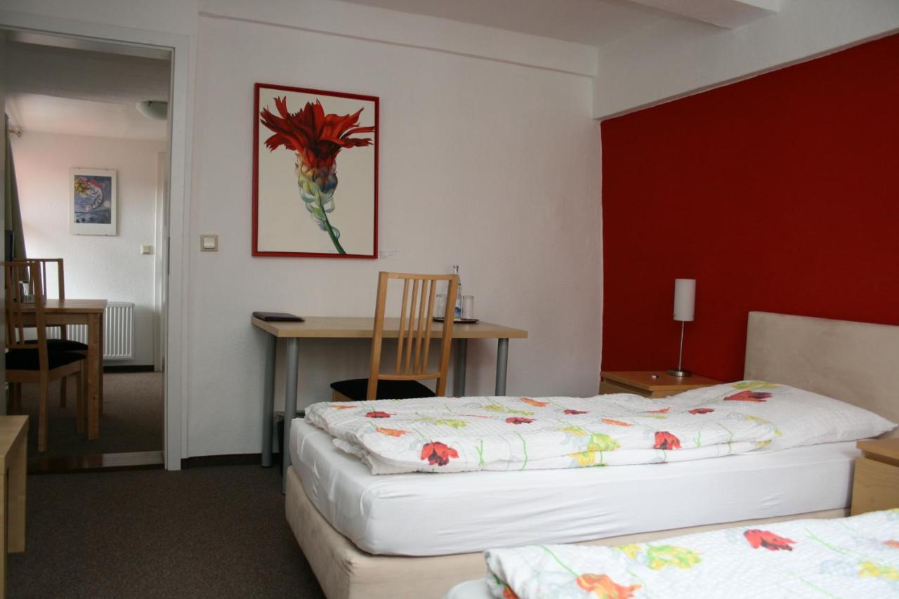 Pension-Ristorante Ventura Ehemals Reinhards Pension Hornburg  Стая снимка