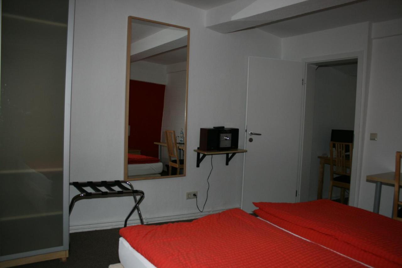 Pension-Ristorante Ventura Ehemals Reinhards Pension Hornburg  Стая снимка